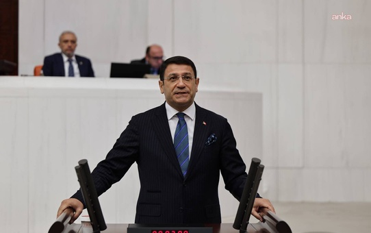 DEVA Partili Şahin, Azerbaycan'da başörtülü öğrencilere okul engelini zorbalık saydı