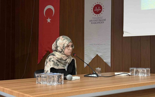 Mardin'de düzenlenen Türkiye hafızlık finalini Gaziantep'ten Esma Şahin kazandı