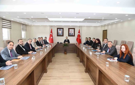 Ardahan'da Vali Yamlı başkanlığındaki SANTEK toplantısında 2. OSB süreci görüşüldü