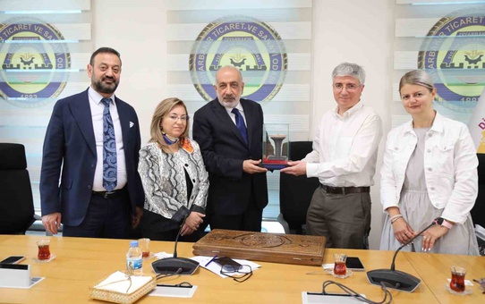 Ermenistan heyeti DTSO'yu ziyaret etti, DTSO turizm ve ticaret ziyareti planlıyor