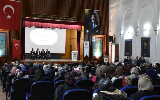 Edirne'de Mevlid-i Nebi'de Hz. Muhammed'in güzel ahlakı anlatıldı, Vali Sezer katıldı