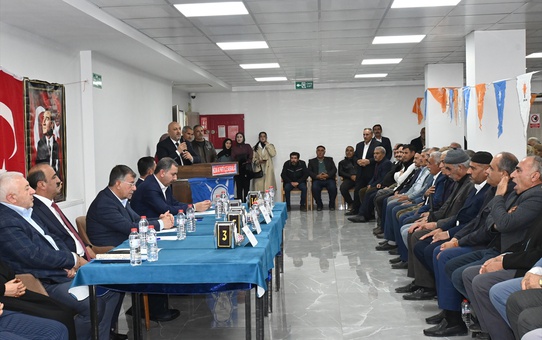 AK Parti Hizan danışma meclisi toplantısına Şanlıurfa Milletvekili Cevheri katıldı