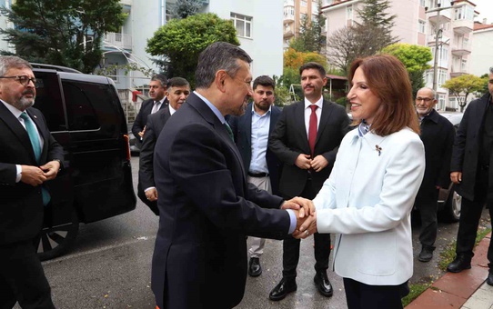 MHP Kütahya Milletvekili Erbaş, KUTSO yönetimine hayırlı olsun ziyaretinde bulundu