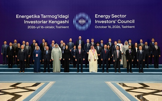 Özbekistan'da enerjide 4,7 milyar dolarlık 6 proje için anlaşma imzalandı
