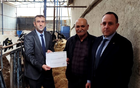 Uşak Ulubey'de iki üretici hastalıktan ari işletme belgesi aldı, sayı 6'ya çıktı