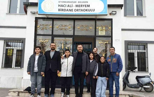 Bolvadin Milli Eğitim Müdürü Keleş, DYK kursları ile 2027 LGS hazırlıklarını inceledi