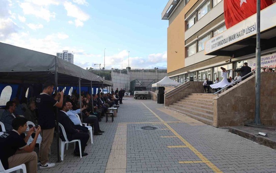 Antakya'da Hatay Anadolu İmam Hatip Lisesi mezunları 2. buluşmada bir araya geldi