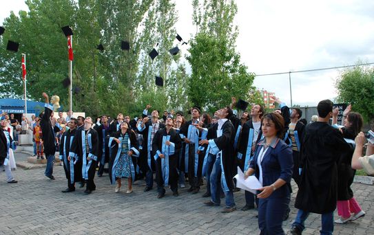 Kaü Iğdır Myo'da Mezuniyet Töreni Düzenlendi