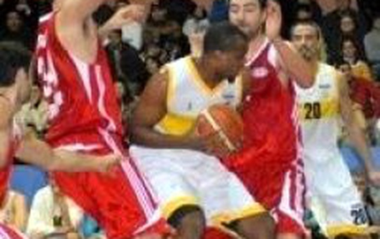 Oyak: 69 - Erdemirspor: 52