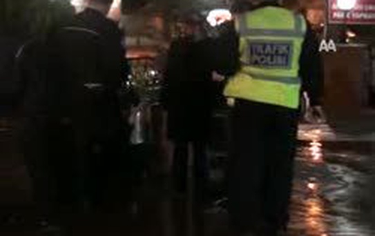 Otomobil Pişmaniyeciye Girdi