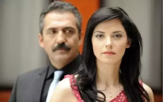 Aşk, Nefrete Ne Kadar Yakın!