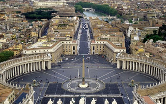 Vatikan Çalkalanıyor