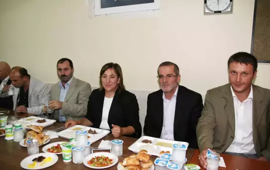 Gönül, 'Evet' İçin Dağ Köylerine Çıktı