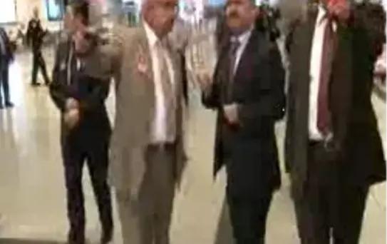 Atatürk Havalimanı'ndaki Hanutçulara Kapatma Cezası