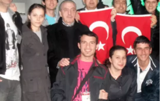 Türk Şeflerden Büyük Başarı