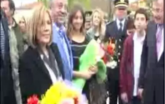 MİKA-DER'den Kimsesiz Çocuklara 23 Nisan Hediyesi