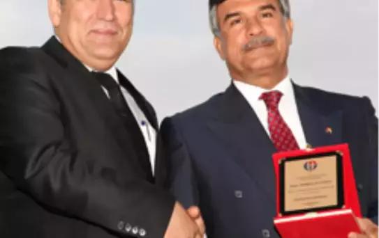 1. Geleneksel Kültür, Spor ve Bahar Şenliğine Katkıda Bulunanlara Plaket Takdim Edildi