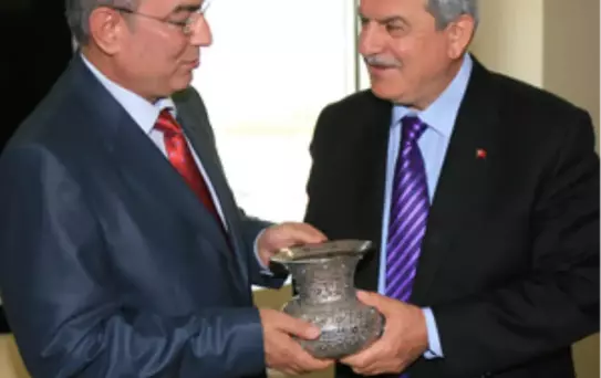 Yahşi’den Veda Ziyareti
