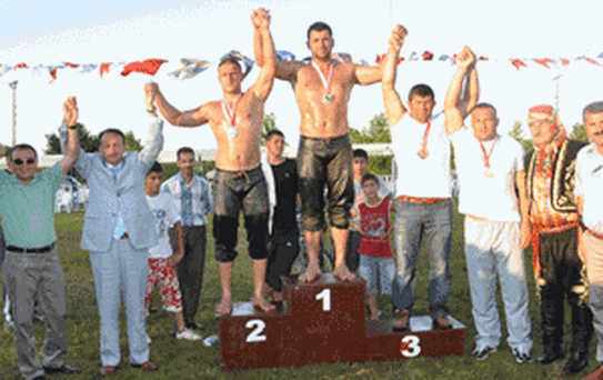 Kartepe'de Başpehlivan Ekin Oldu