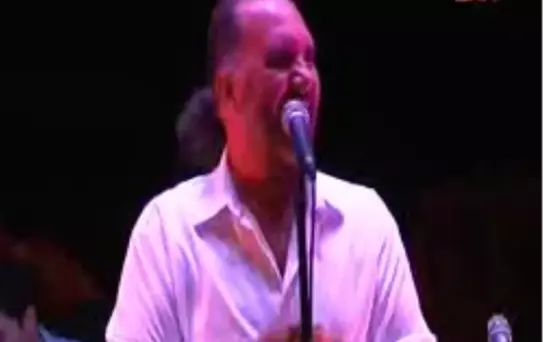 Yat Yarışçılarını Dinlendiren Defile