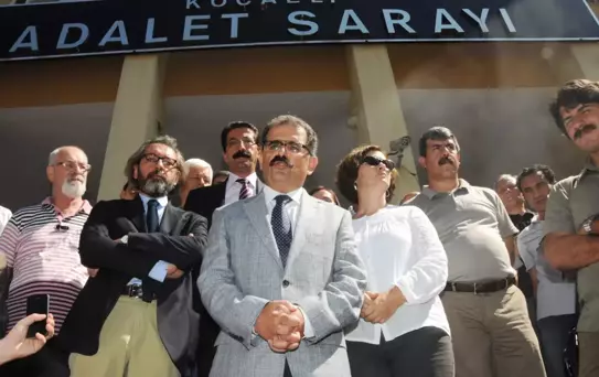 Başkan ile Profesör Arasındaki 'şarlatan' Davasına Devam Edildi