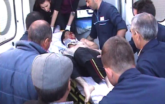 Öğrenci Servisi Tır'a Çarptı: 4 Ölü, 23 Yaralı