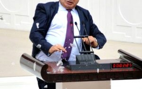 Meclis'te Bardak Kırdıran Tartışmanın Tutanakları