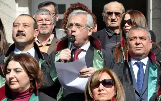 Adanalı Avukatlar, MİT Yasası Değişikliğini Protesto Etti