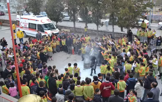 Minikler Tatbikatla Bilgilendirildi