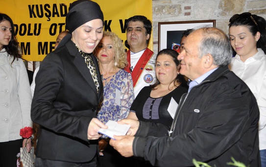 Kuşadası'nda Ev Hanımları Yarıştı