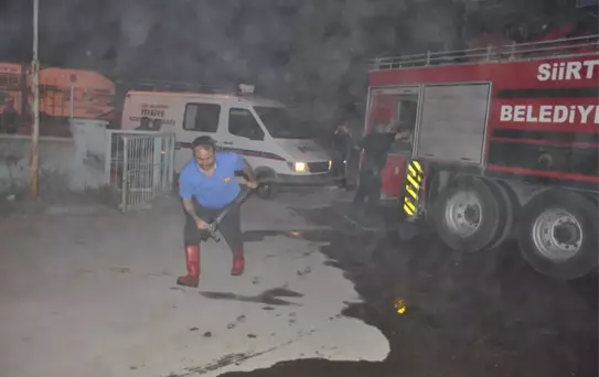 Park Halindeki Hastane Aracı Yandı