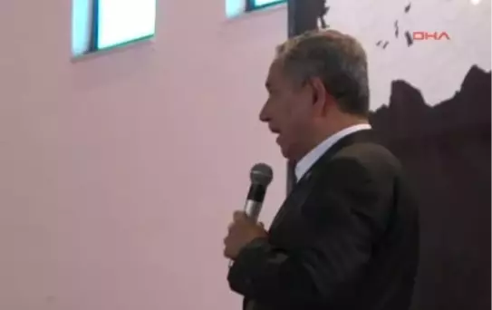 Arınç;'35 Yıldır Siyasetteyim. Girdiğim Her Parti Kapatıldı'