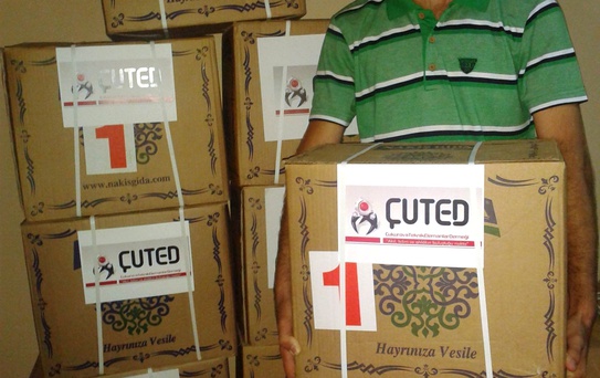 Çuted, İhtiyaç Sahibi Ailelere Ramazan Kumanyası Dağıtıyor