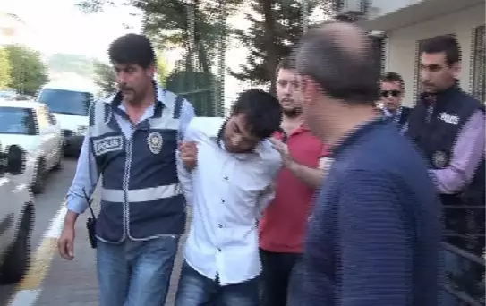 Otomobil Hırsızlarını 'Oğlum Bak Git' Yakalattı