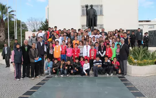 Atatürk İçin Koştular