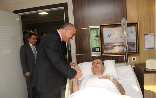 Başkan Ergün'den Meclis Üyesi Gürcan'a Geçmiş Olsun Ziyareti