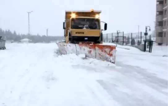 Kar Nedeniyle Güvenlikçiler İlçeye Getirildi