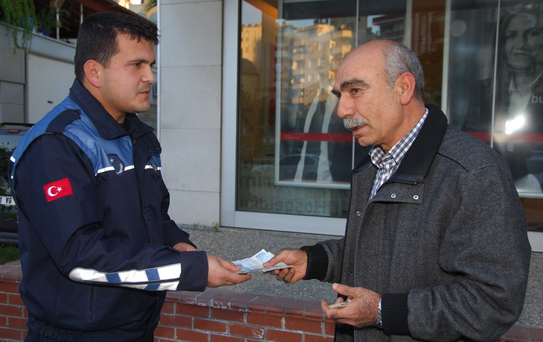 Zabıta Memurundan İnsanlık Dersi