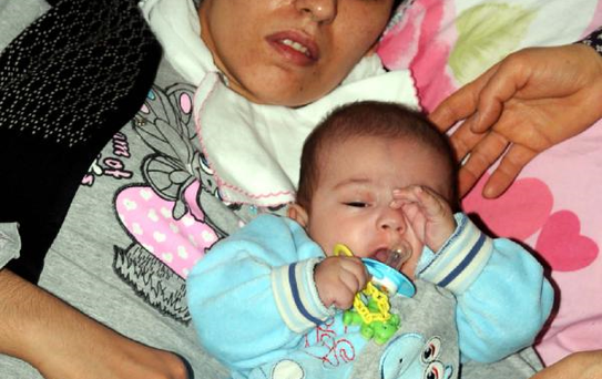 Hidrosefali Hastası Rabiye Tedavi Bekliyor