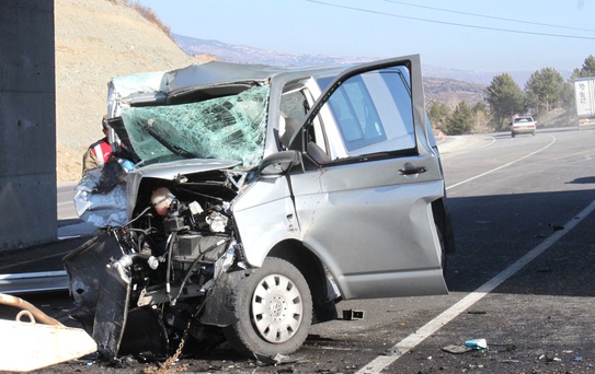 Tosya'da Feci Kaza: 2 Ölü, 3 Yaralı
