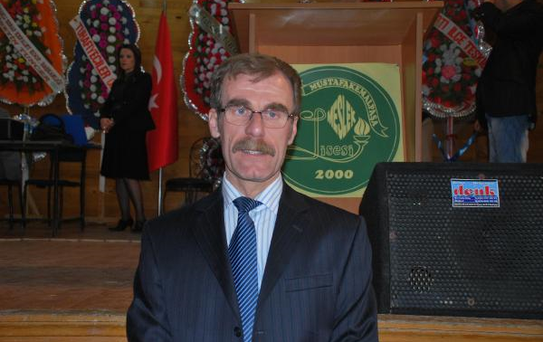 Yıllarca Kredi Dağıtan Başkan Kredi Borcundan Hapse Düştü