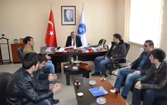 Erarmus Öğrencileri Rektör Prof. Dr. Battal'ı Ziyaret Etti