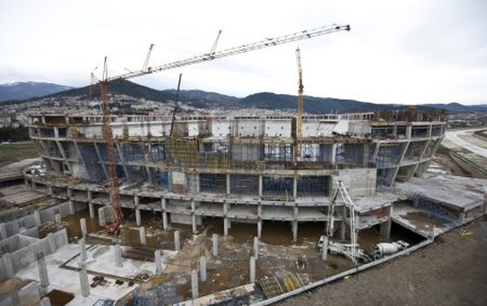 Stadyum İnşaatında Durma Söz Konusu Değil