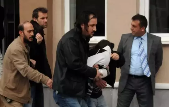 Azeri Kadın Cinayetinde 4 Gözaltı