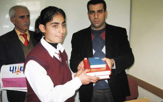 Sarıyaprak ÇPL'ye Kitap Yardımı Yapıldı