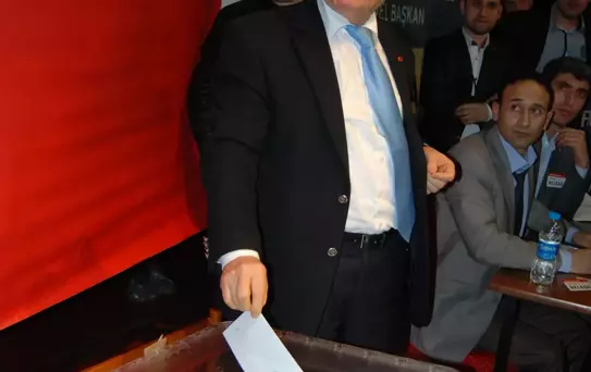 Saadet Partisi Kocaeli İl Kongresinde İki Aday Yarıştı