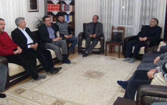 AK Parti İl Teşkilatı, Mahalle Başkanlarıyla Toplantı Yaptı