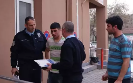 İnegöl'de Ağaç Kesmesine Karşı Çıkan Amcası ve Kuzenini Kürekle Yaraladı