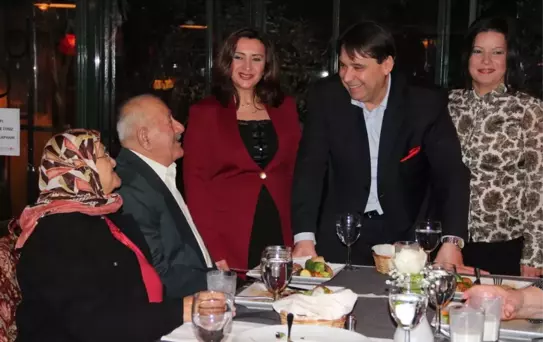 Bir Yastıkta Yarım Asır