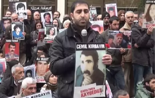 Cumartesi Anneleri, Bu Kez Berfo Ana İçin Oturdu